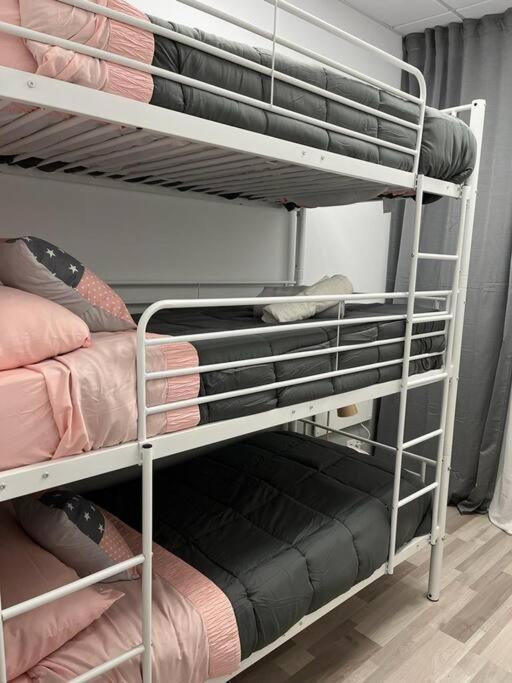 Pb Apartamento En Pleno Centro De Alcoy Eksteriør bilde